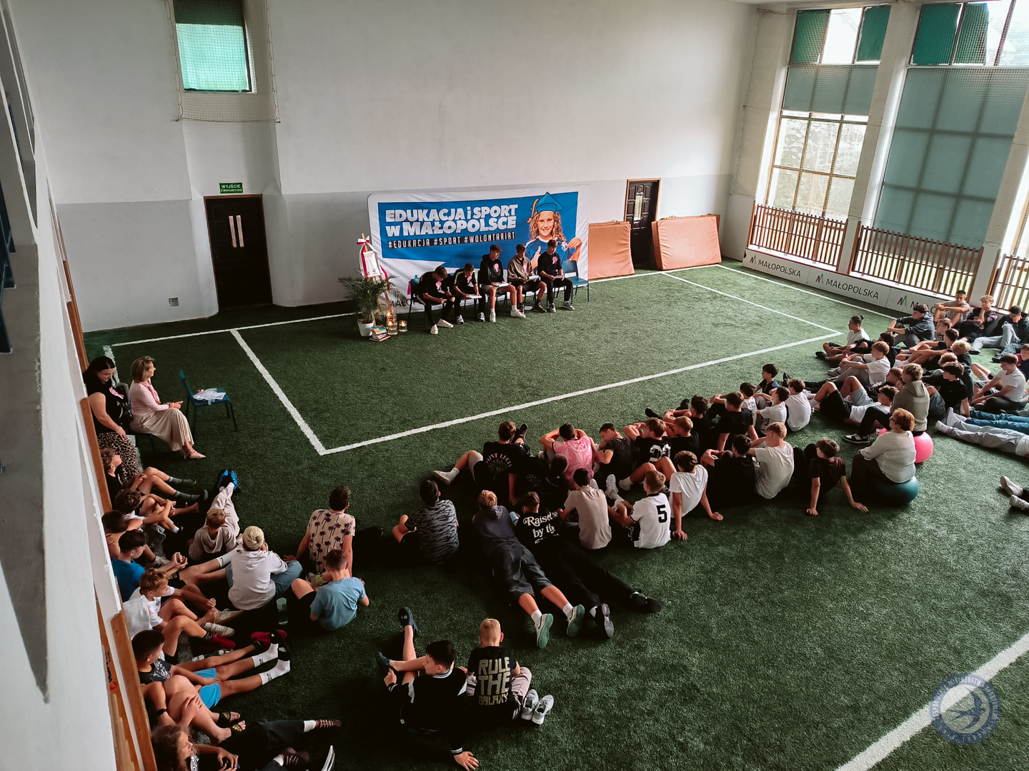 Narodowe Czytanie utworów Jana Kochanowskiego w Zespole Szkół Mistrzostwa Sportowego ZKS Unia Tarnów