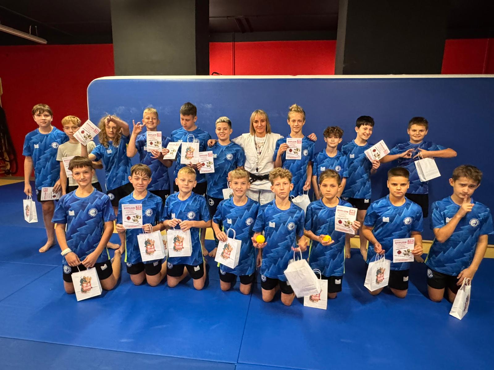 JUDO JAKO WSPARCIE DLA PIŁKI NOŻNEJ – WYJĄTKOWE WARSZTATY DLA NASZYCH UCZNIÓW